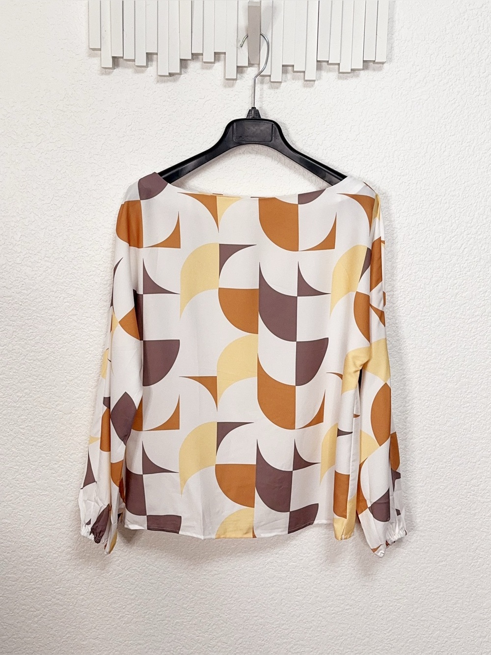 Miss Sparkling Retro 70s Geometric Print Balloon Sleeve Blouse Top